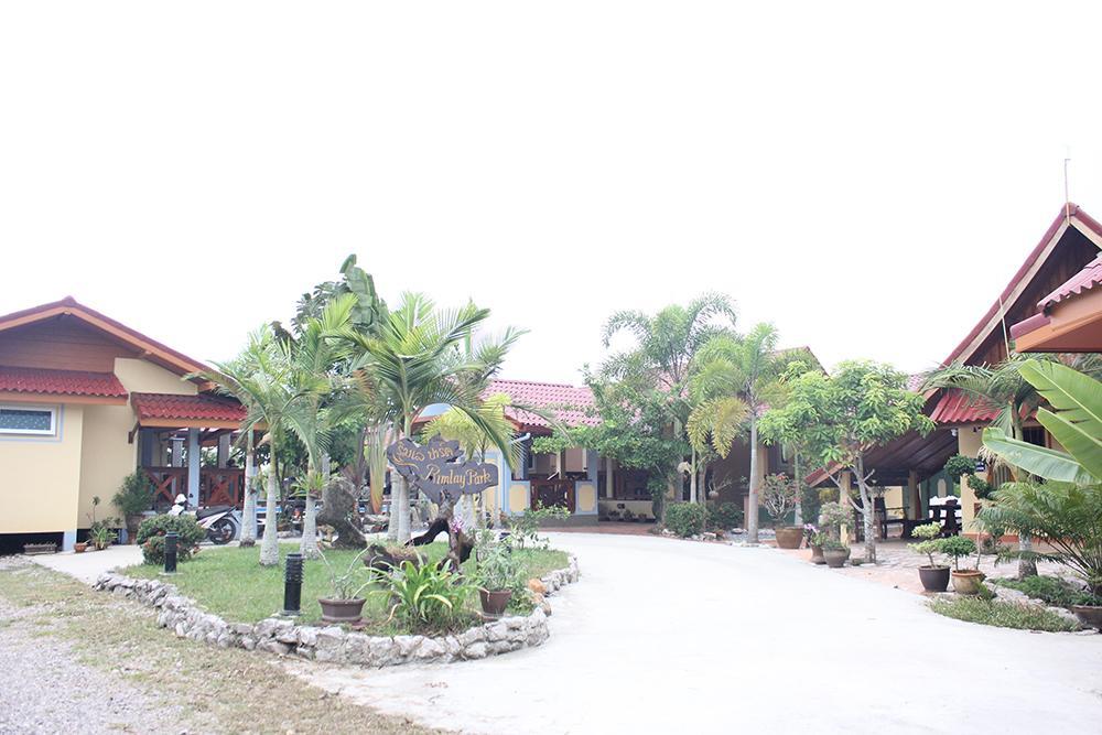 Rimlay Park Resort Phatthalung Buitenkant foto