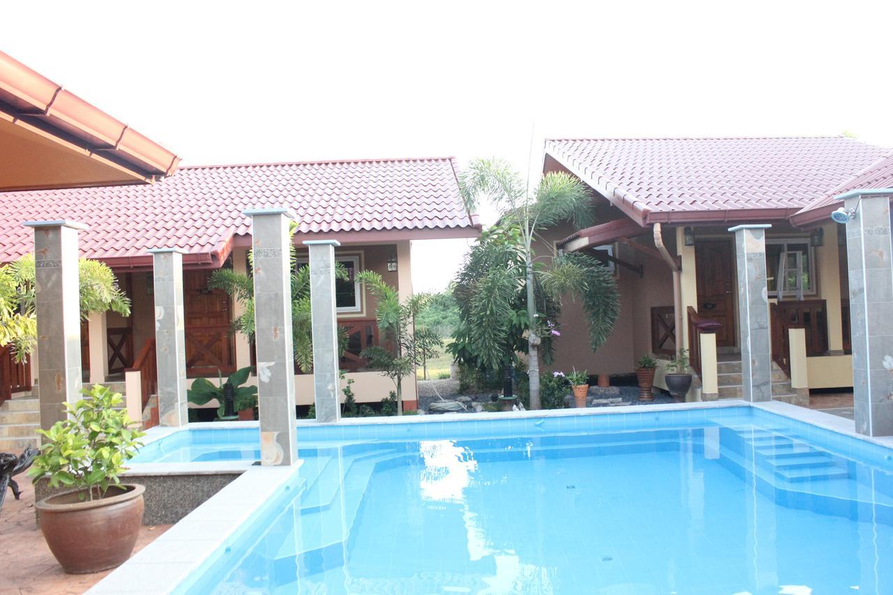 Rimlay Park Resort Phatthalung Buitenkant foto